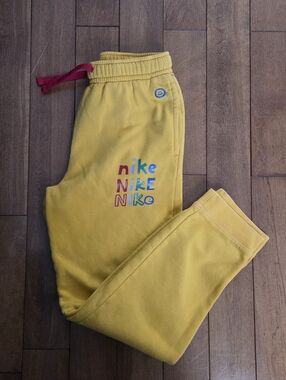 Nike Kids' Yellow Vintage  Logo Fleece Joggers Size XL